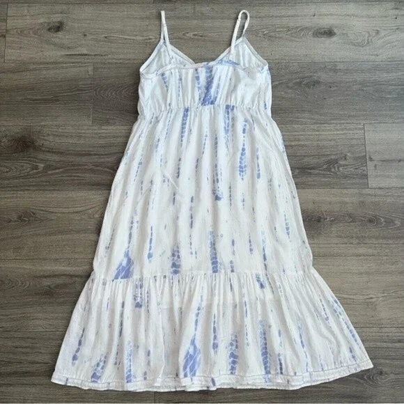 RAILS Delilah Midi Dress Cloud Tie Dye White & Blue Ruffle Hem Small *Tiny Flaw! - Picture 9 of 12